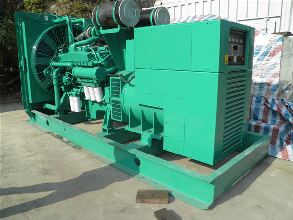 寿县发电车出租-柴油发电机组在使用的过程中应该做好哪些防护工作