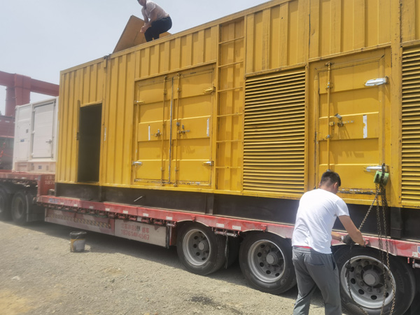 寿县发电机出租100KW发电机需要什么规格的电缆线？