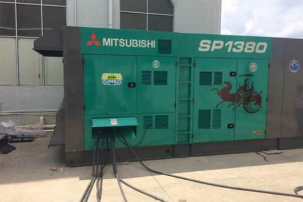 寿县为什么有些柴油发电机组的输出电压可以调节？