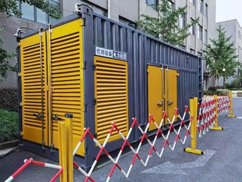 寿县如何使用转速表检查发动机的转速？