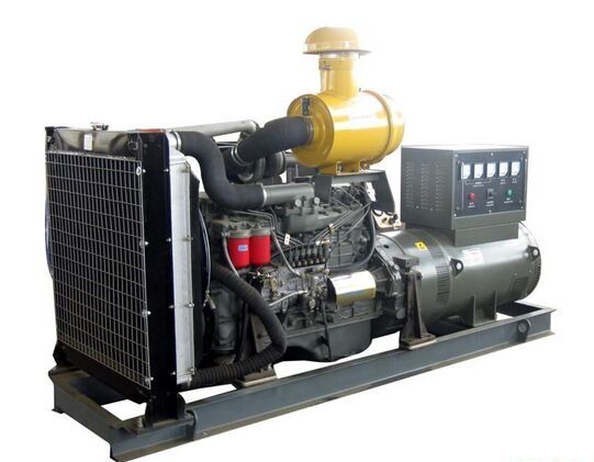 寿县汽油发电机组冬季保养时,燃油系统需要注意什么?